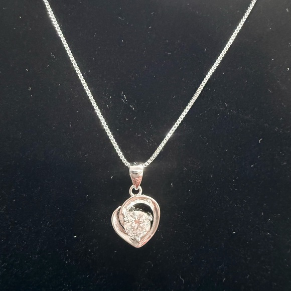 1.0 Carat Moissanite Pendant Necklace in 925 Sterling Silver